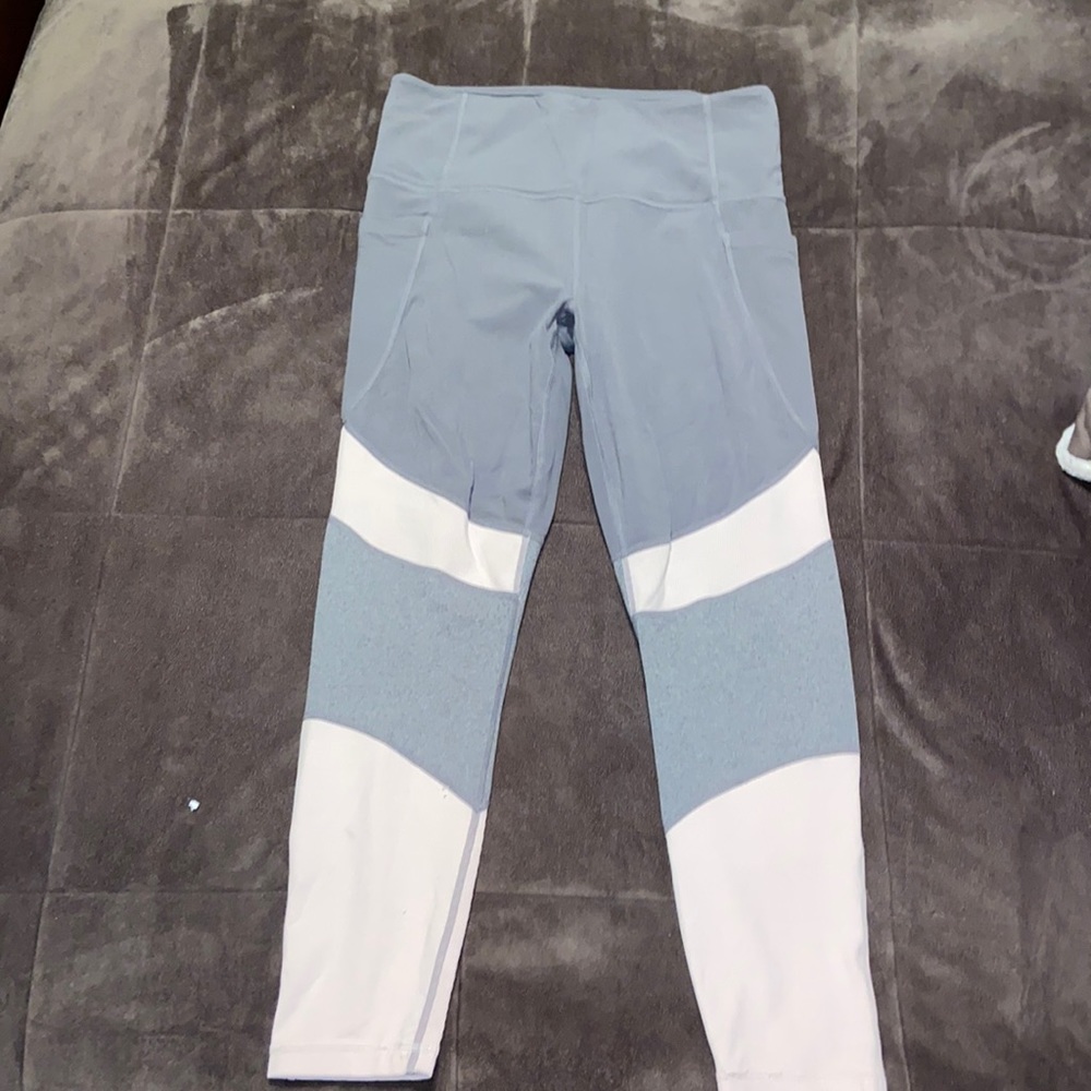 NWOT Athleta Pink and Grey Leggings